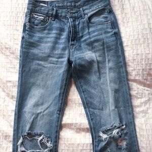 american eagle high rise girlfriend jeans